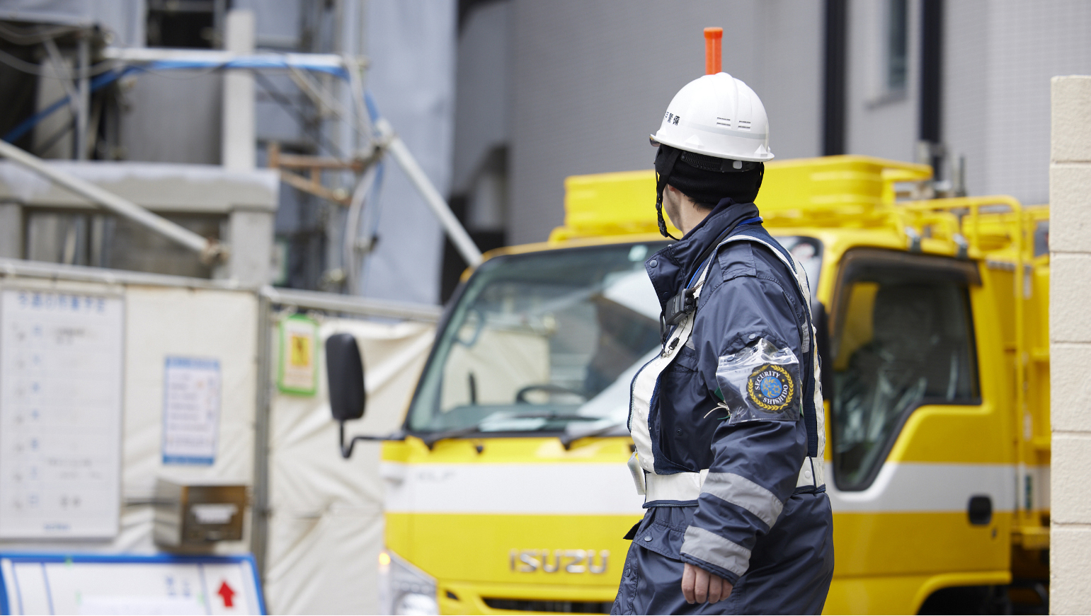 道路工事などの交通誘導ならお任せください